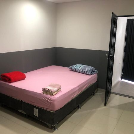 Suites Saraiva 乌贝兰迪亚 外观 照片